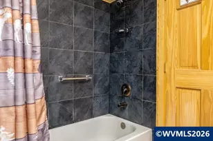 10256 Ridgeview Ter, Birkenfield, OR 97016 - Photo 13