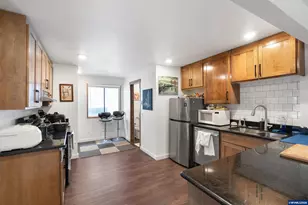 719 SW 4th St, Corvallis, OR 97333 - Photo 7