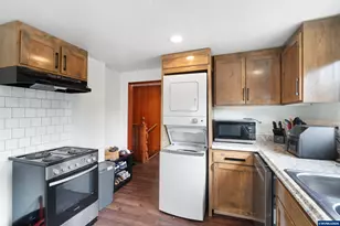 719 SW 4th St, Corvallis, OR 97333 - Photo 17