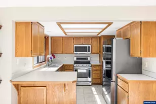 2057 Linwood St NW, Salem, OR 97304 - Photo 13