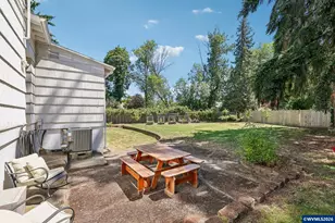 590 15th St NE, Salem, OR 97301 - Photo 3