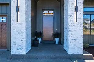 6123 Evangelista St S, Salem, OR 97306 - Photo 3