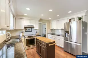1073 Rafael Ave N, Keizer, OR 97303 - Photo 7