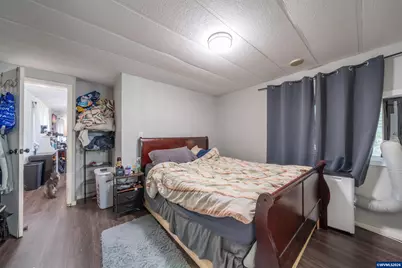 3237 Elm St, Hubbard, OR 97032 - Photo 17