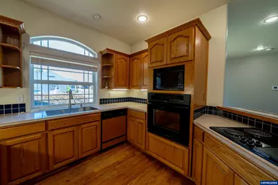 785 N 15th Av, Stayton, OR 97383 - Photo 13