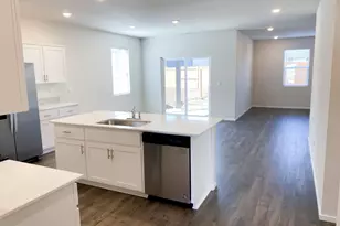 4883 Navigation Ave NE, Salem, OR 97305 - Photo 3