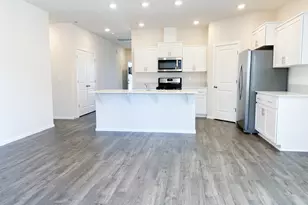 4883 Navigation Ave NE, Salem, OR 97305 - Photo 7