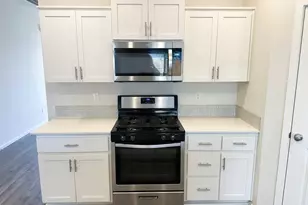 4883 Navigation Ave NE, Salem, OR 97305 - Photo 13