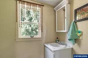 620 SE 2nd Ave, Canby, OR 97013 - Photo 33