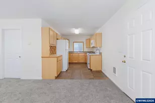 561 W Olive St, Newport, OR 97365 - Photo 31