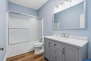 808 Oak St, Brownsville, OR 97327 - Photo 23