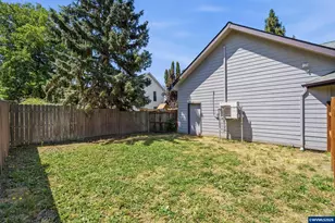 808 Oak St, Brownsville, OR 97327 - Photo 33