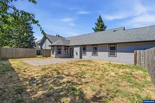 808 Oak St, Brownsville, OR 97327 - Photo 31