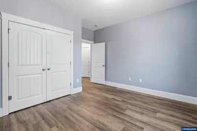 808 Oak St, Brownsville, OR 97327 - Photo 25