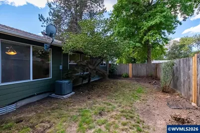 2695 NW Roosevelt Dr, Corvallis, OR 97330 - Photo 43