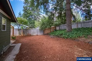 2695 NW Roosevelt Dr, Corvallis, OR 97330 - Photo 47