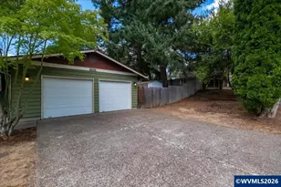 2695 NW Roosevelt Dr, Corvallis, OR 97330 - Photo 5