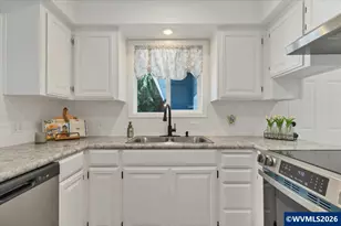 4826 Future Rd NE, Salem, OR 97305 - Photo 3