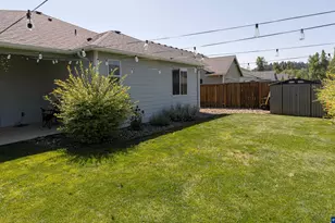 301 SW Applegate Trail Dr, Dallas, OR 97338 - Photo 29