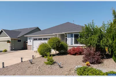 301 SW Applegate Trail Dr, Dallas, OR 97338 - Photo 33