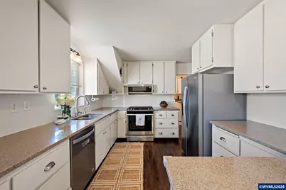 112 E 2nd St, Halsey, OR 97348 - Photo 11