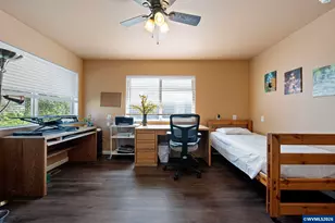 112 E 2nd St, Halsey, OR 97348 - Photo 23