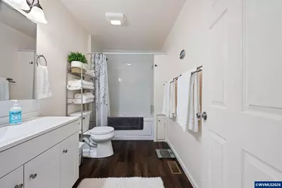 112 E 2nd St, Halsey, OR 97348 - Photo 25