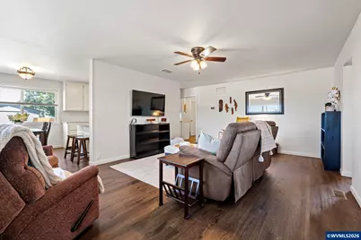 112 E 2nd St, Halsey, OR 97348 - Photo 5