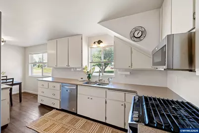 112 E 2nd St, Halsey, OR 97348 - Photo 13