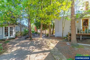 292 17th St SE, Salem, OR 97301 - Photo 45