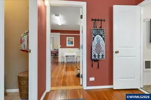 292 17th St SE, Salem, OR 97301 - Photo 7