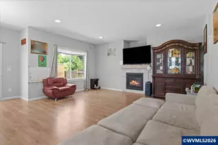 518 Red Cedar Ln NE, Salem, OR 97301 - Photo 7