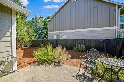 2698 Brooks Ave NE, Salem, OR 97301 - Photo 19
