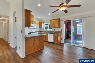4940 Keiko Ct NE, Salem, OR 97305 - Photo 7