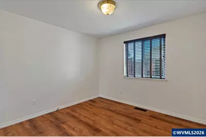 4940 Keiko Ct NE, Salem, OR 97305 - Photo 13