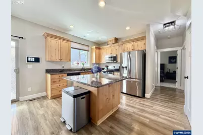 1202 Albatross Ct, Sweet Home, OR 97386 - Photo 17