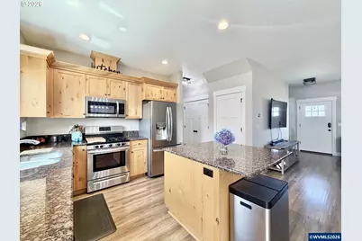 1202 Albatross Ct, Sweet Home, OR 97386 - Photo 13