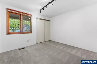 4154 5th St, Hubbard, OR 97032 - Photo 19