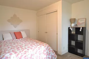 1005 Glenview Way NW, Salem, OR 97304 - Photo 11