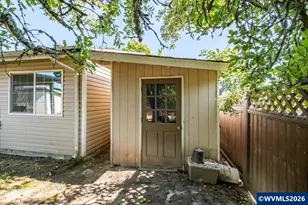 709 28th Av SE, Albany, OR 97322 - Photo 13
