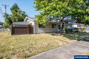 709 28th Av SE, Albany, OR 97322 - Photo 3