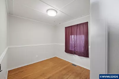 777 1/2 E Milton St, Lebanon, OR 97355 - Photo 17
