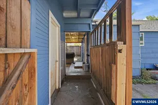 777 1/2 E Milton St, Lebanon, OR 97355 - Photo 29