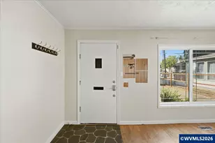 777 1/2 E Milton St, Lebanon, OR 97355 - Photo 5