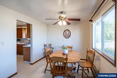 157 NE Fern Ct, Dallas, OR 97338 - Photo 35
