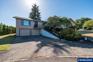 157 NE Fern Ct, Dallas, OR 97338 - Photo 3