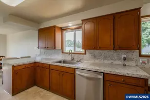 157 NE Fern Ct, Dallas, OR 97338 - Photo 19