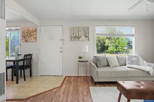 2356 NW Lincoln St, Corvallis, OR 97330 - Photo 7