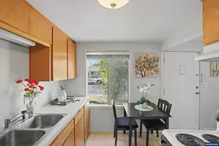 2356 NW Lincoln St, Corvallis, OR 97330 - Photo 13