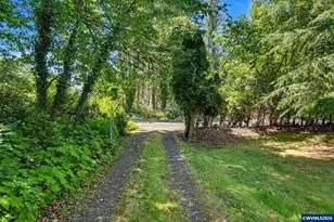 5714 Crooked Finger Rd NE, Scotts Mills, OR 97375 - Photo 37
